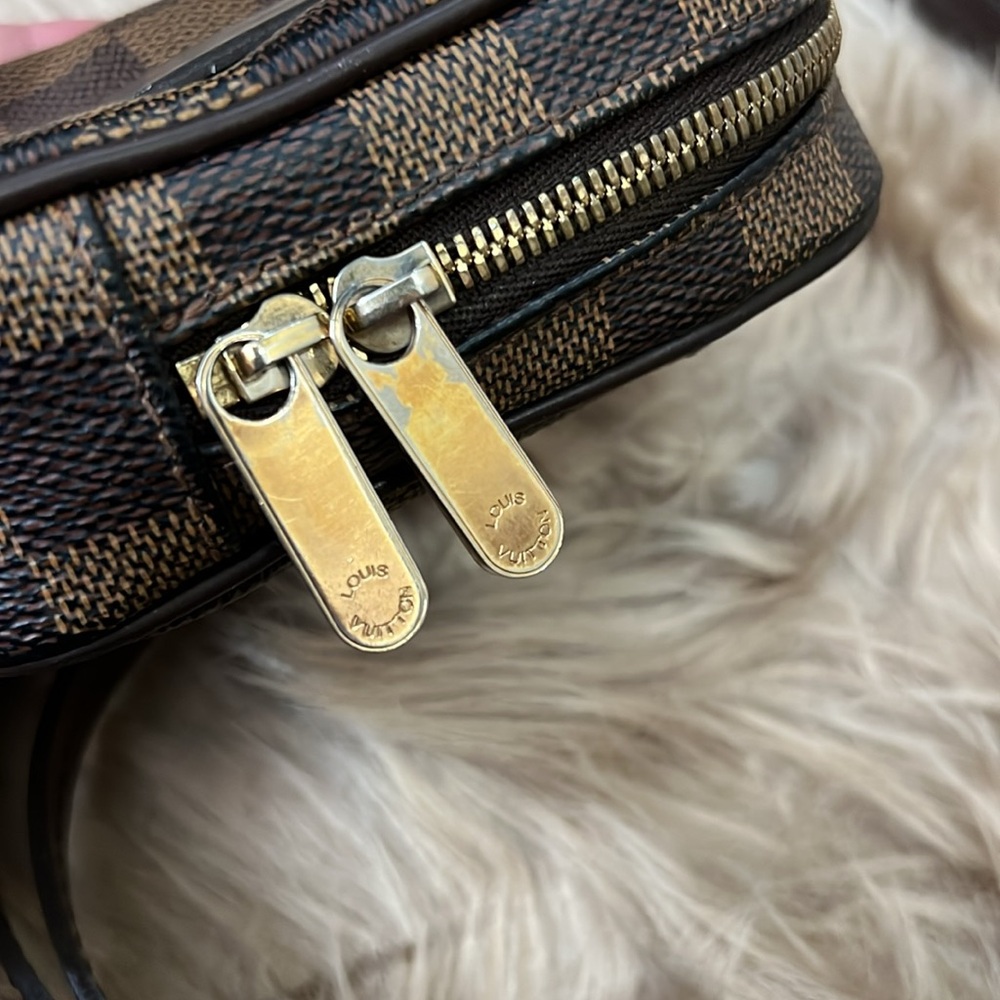 Louis Vuitton Etui Okapi PM - Picture 8 of 13